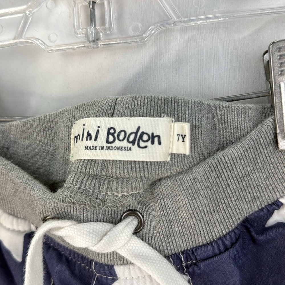 Mini Biden Size 7Y Patriotic Blue and White Star Patterned Swim Shorts - Picture 4 of 7